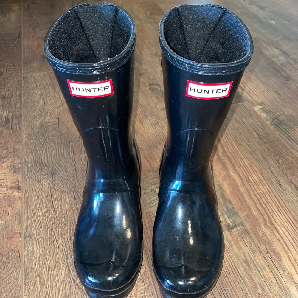 Hunter black boots!